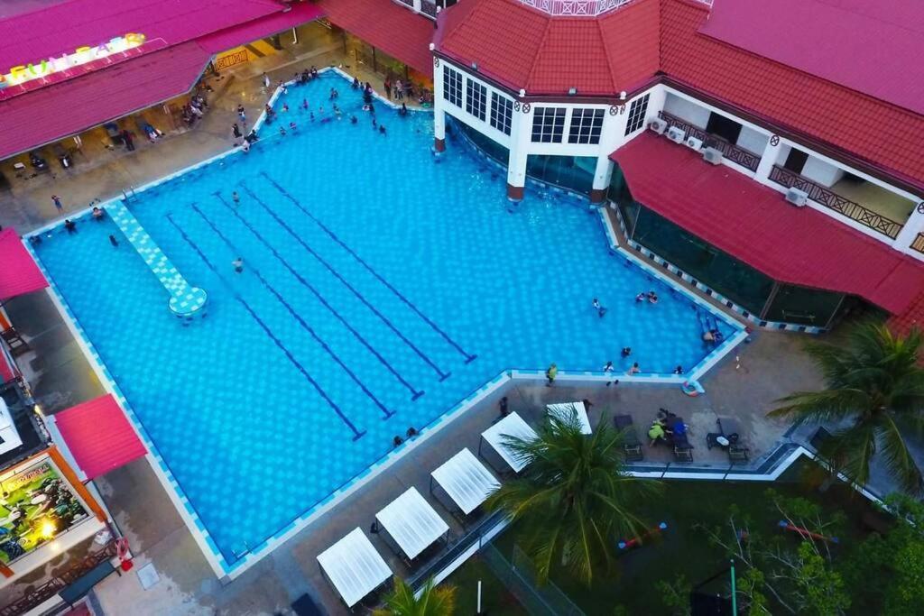 Lotus Desaru Beach Resort, 2 Bdrms, W/Splash Park Bandar Penawar Экстерьер фото
